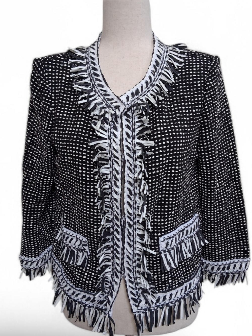 St. John Black & White Fringe Knit Jacket – Size 6 Retail $ 1,985